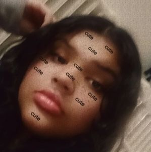 Meet your Posher, Elena